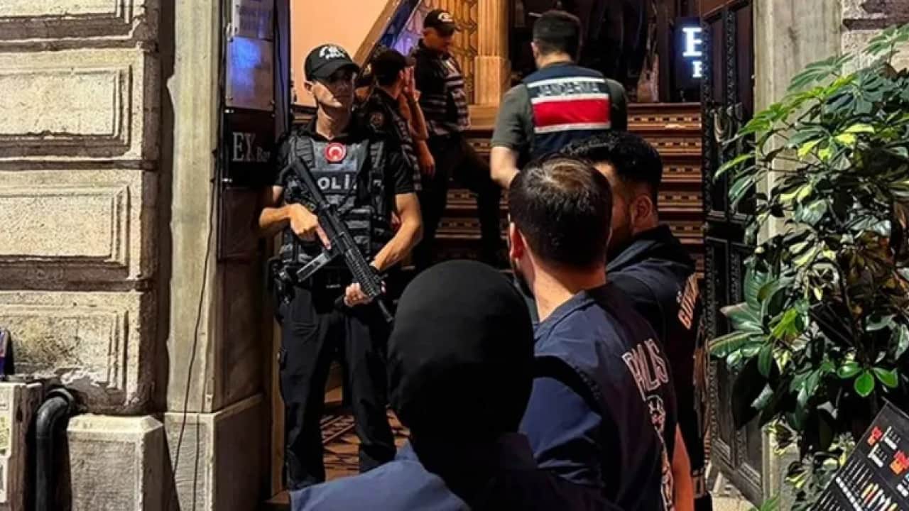 Foto - Batakhanelere neşter! Ankara’da 20 pavyona "Ailem Güvende" darbesi