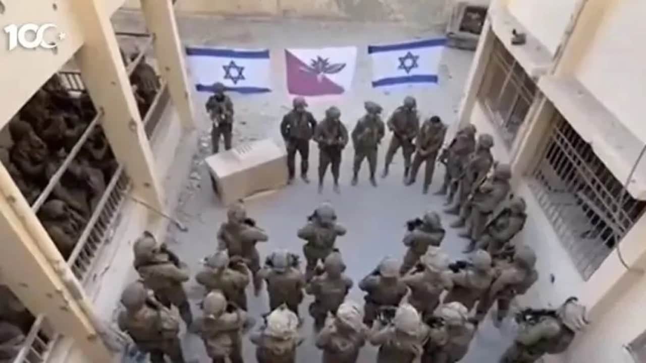 Foto - Batı Yaka’da eğitim zulümle başladı Öğretmen beklenirken Siyonistler geldi