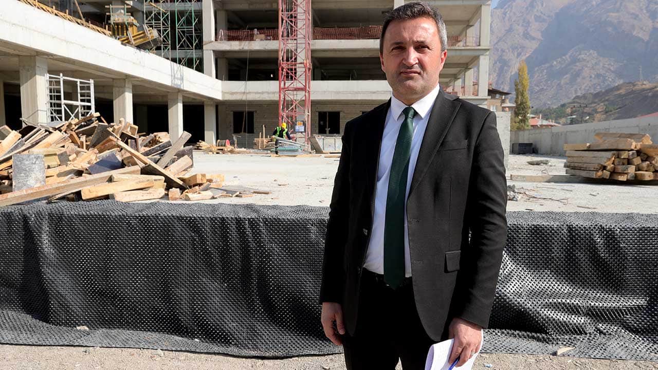 Foto - Batı’ya ne varsa Doğu’ya da o! Hakkari'ye ikiz sağlık üssü