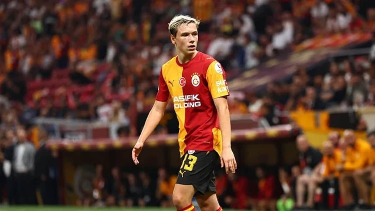 Foto - Batrakov'dan Galatasaray taraftarına övgüler