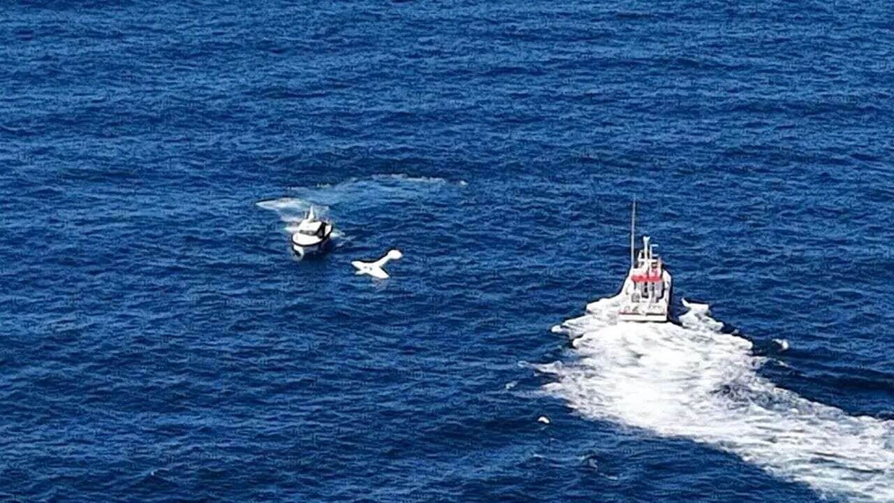 Foto - Batum’dan kalkan eğitim uçağı Rize açıklarında denize düştü! Uçağın pilotu bakın kim çıktı