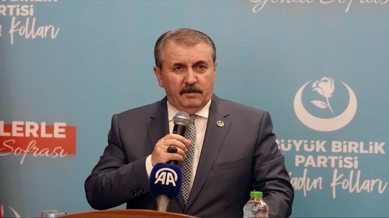 Foto - BBP lideri Destici meydan okudu: Bu kahpe bir pusu, kapatılmasına kesinlikle müsaade etmeyeceğiz