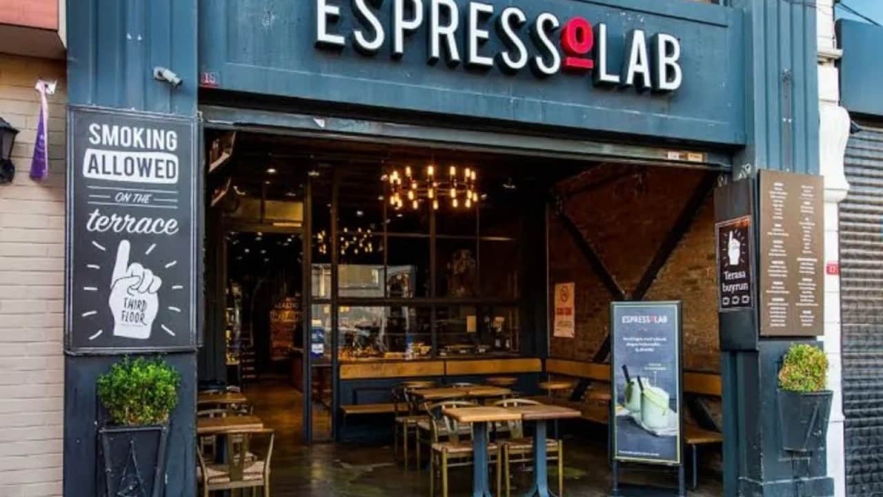 Foto - Beklenmedik gelişme: Özgür Özel tarafından boykot edilen Espressolab satıldı, yeni sahipleri herkesi şaşırtacak