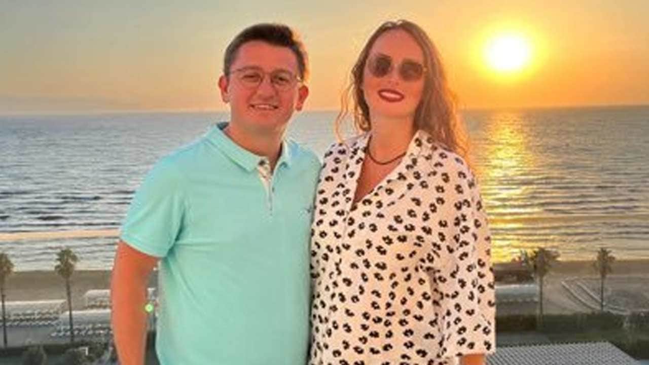 Foto - Belediyeleri arpalığa çeviren Bülent Tezcan'ın kızı pes dedirtti! Yüzsüzlüğün bu kadarı!