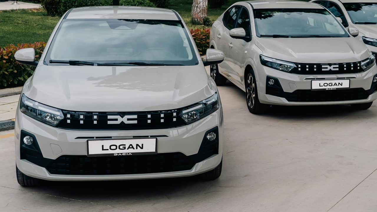 Foto - Benzin istasyonunu unutturacak sedan! Dacia Logan 13 yıl sonra 1.500 kilometre menzille döndü