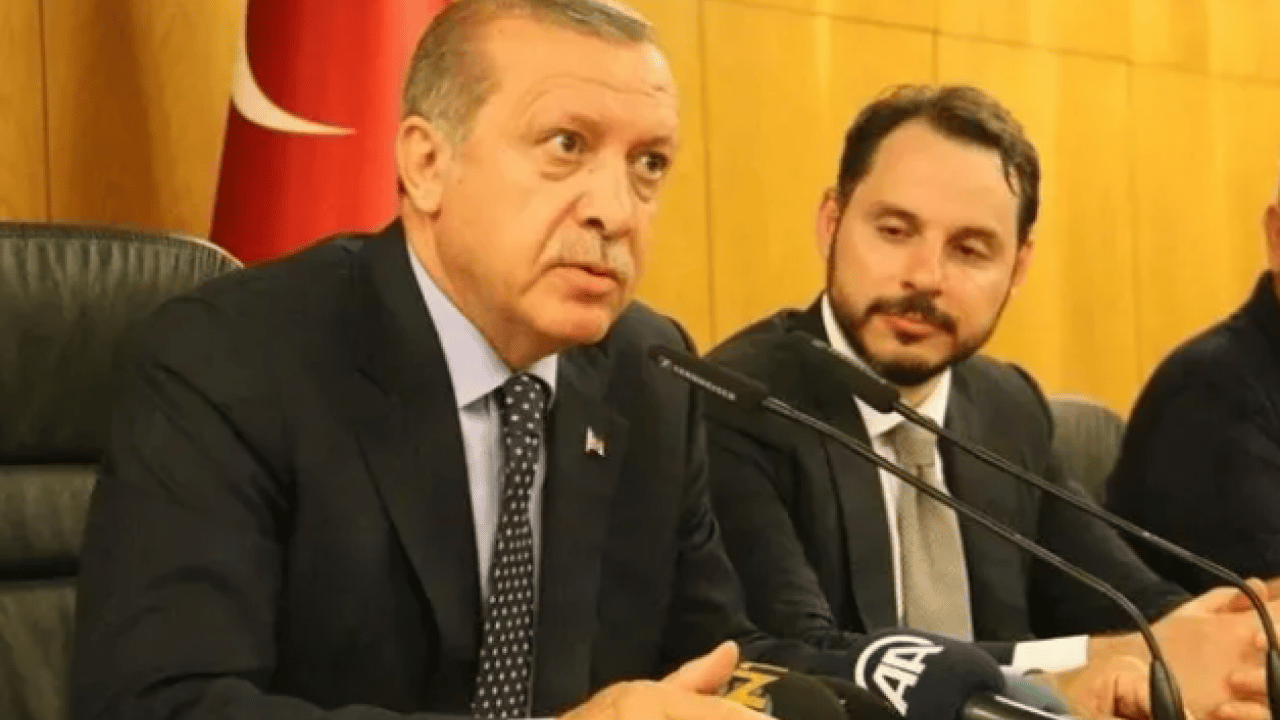 Foto - Berat Albayrak 15 Temmuz gecesini anlattı: 'Doğu Akdeniz’de ne işimiz var' diyen askerler darbeci çıktı