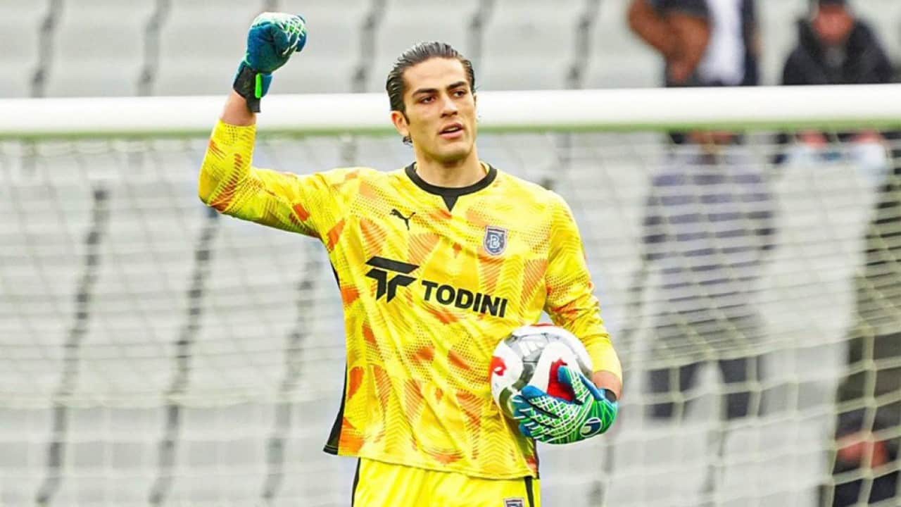 Foto - Beşiktaş kaleci transferini duyurdu! Bu akşam İstanbul’a geliyor