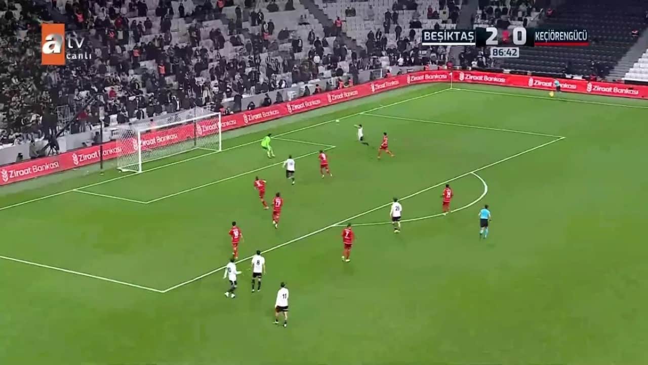 Foto - Beşiktaş kupada zirveye oturdu
