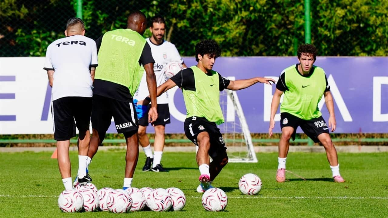 Foto - Beşiktaş'ın Slovakya kampı kadrosu belli oldu!