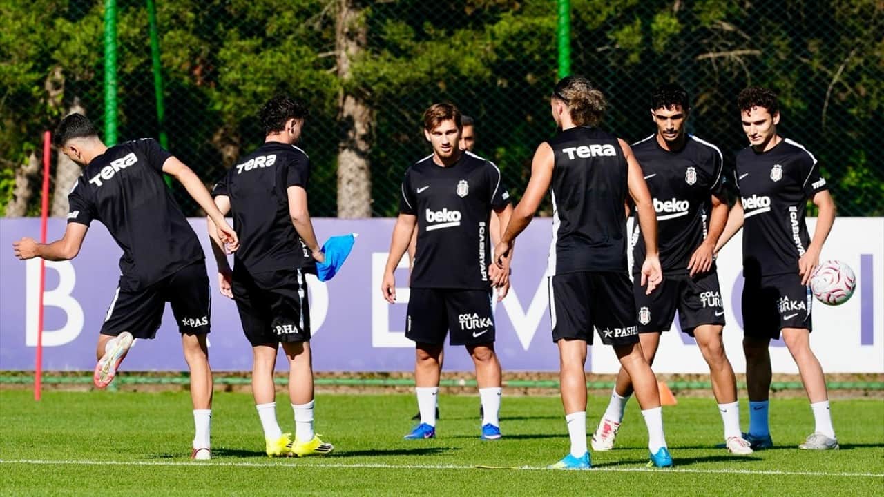 Foto - Beşiktaş'ın Slovakya kampı kadrosu belli oldu!