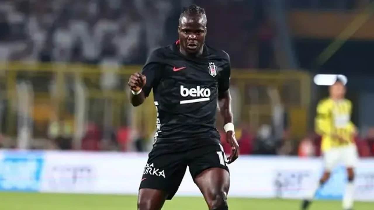 Foto - Beşiktaşlı Olaitan sergilediği futbolla Avrupa’da da adından söz ettiriyor