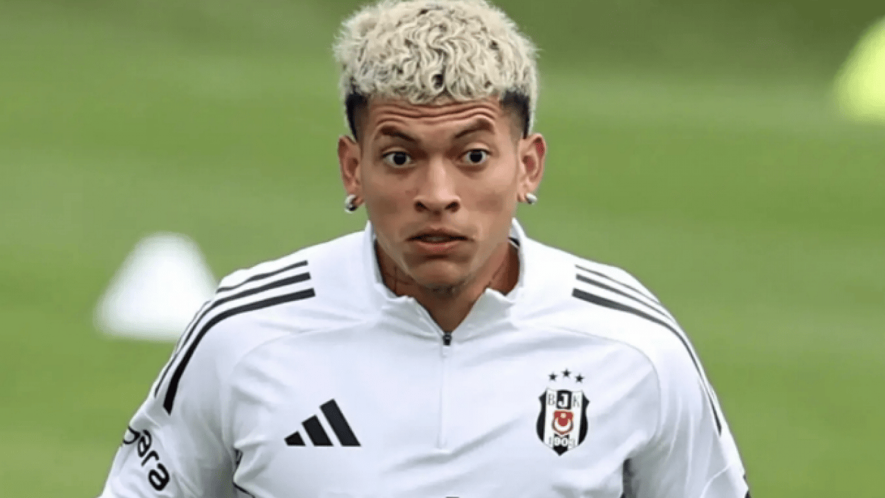 Foto - Beşiktaş'ta herkes şokta! Adam nereye gitse kuruyor ağaç gibi resmen: Yazık ki ne yazık...