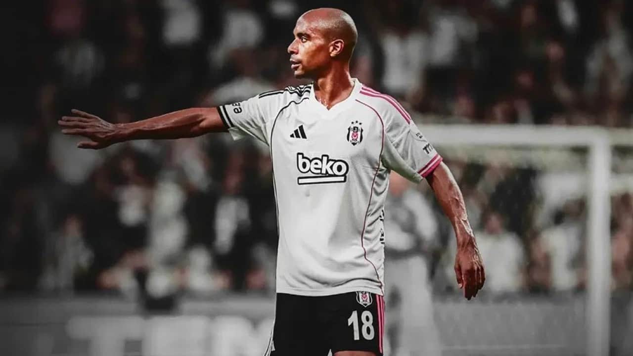 Foto - Beşiktaş’tan resmi açıklama geldi! Portekizli futbolcu ile yollar ayrıldı