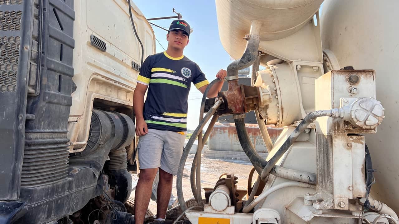 Foto - Beton mikseri 1 aydır çalışmıyor! Sebebi yürekleri ısıttı
