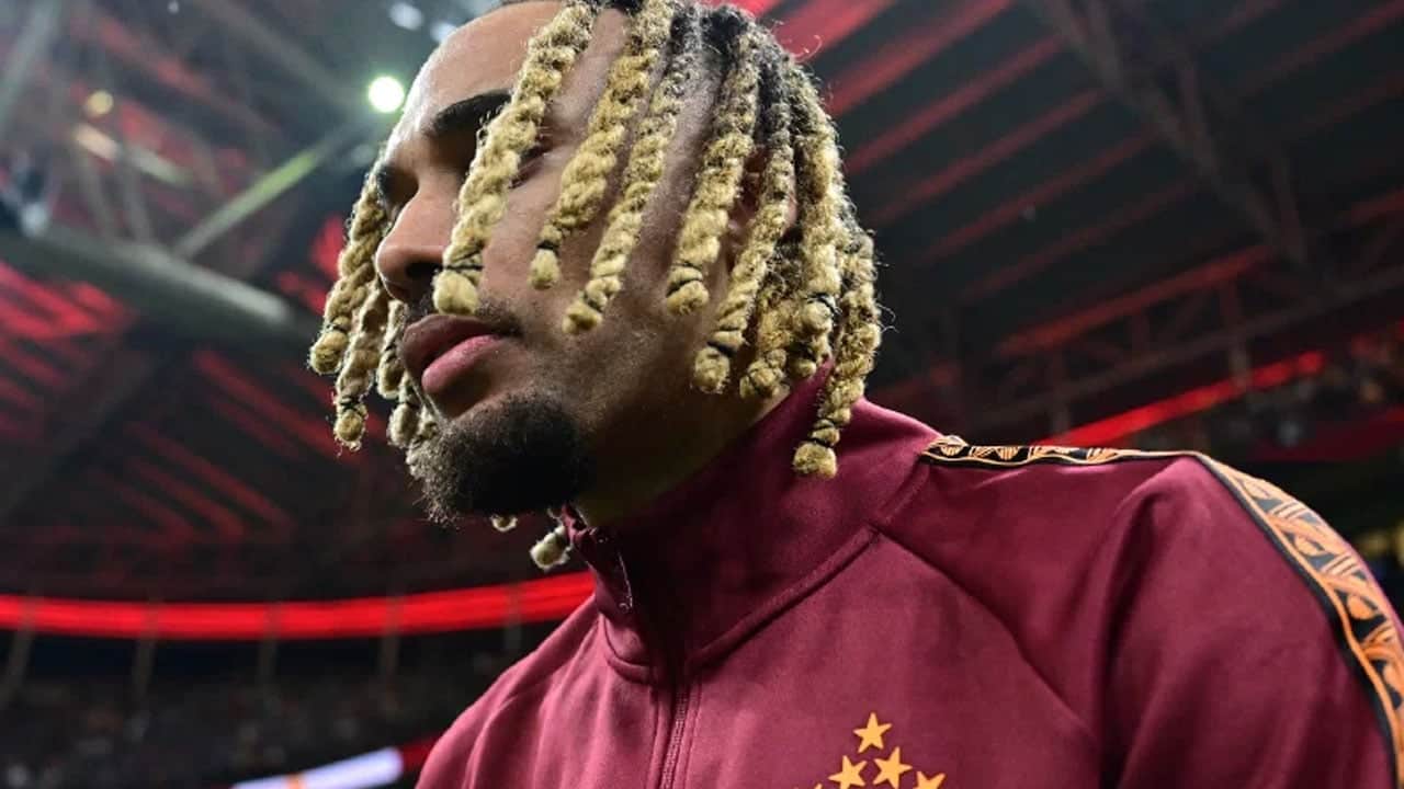 Bir anda satıldı... O takımın elinde patladı: Sacha Boey'u Galatasaray 30 milyon Euro'ya satmıştı