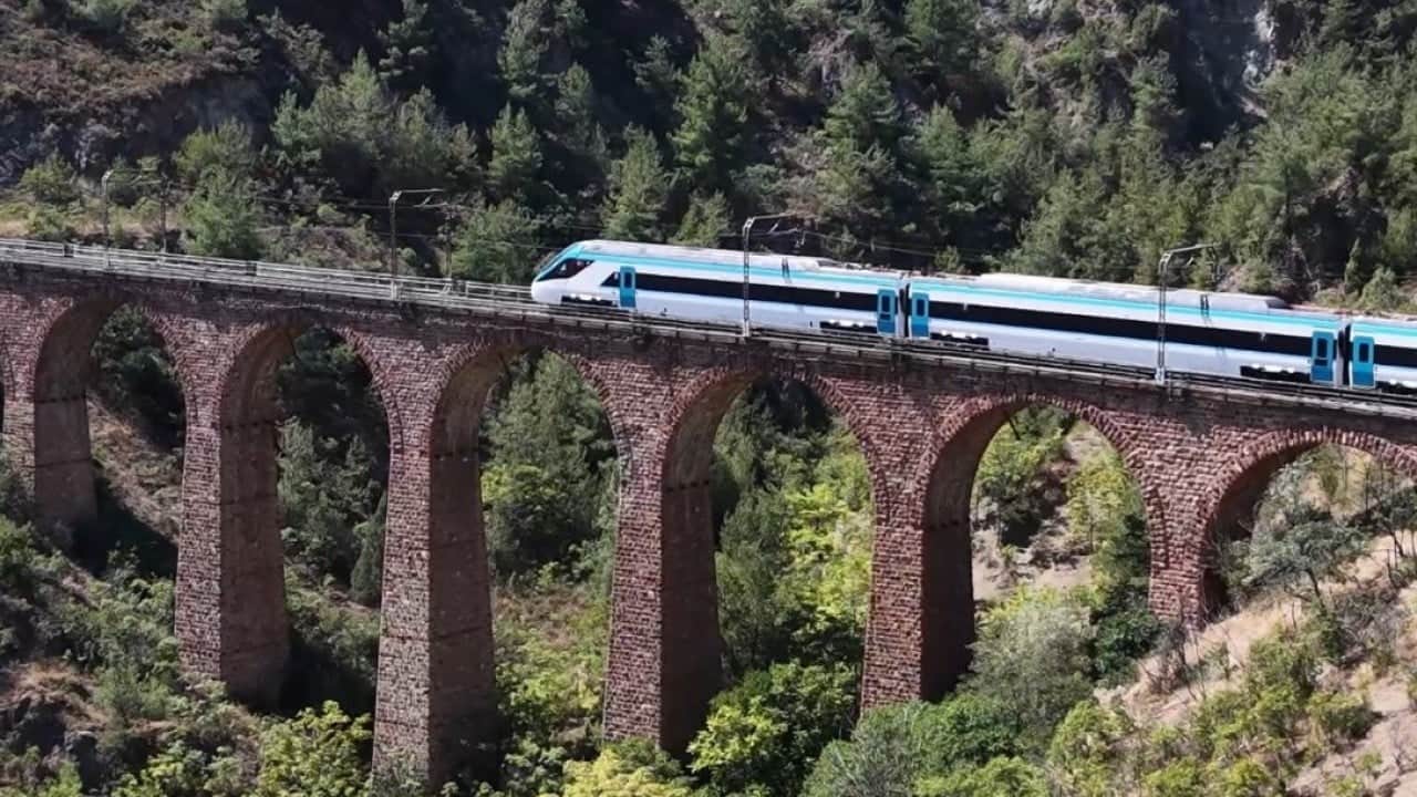 Foto - Bir hayal daha gerçek oldu! Yerli ve milli hızlı trende seri üretim