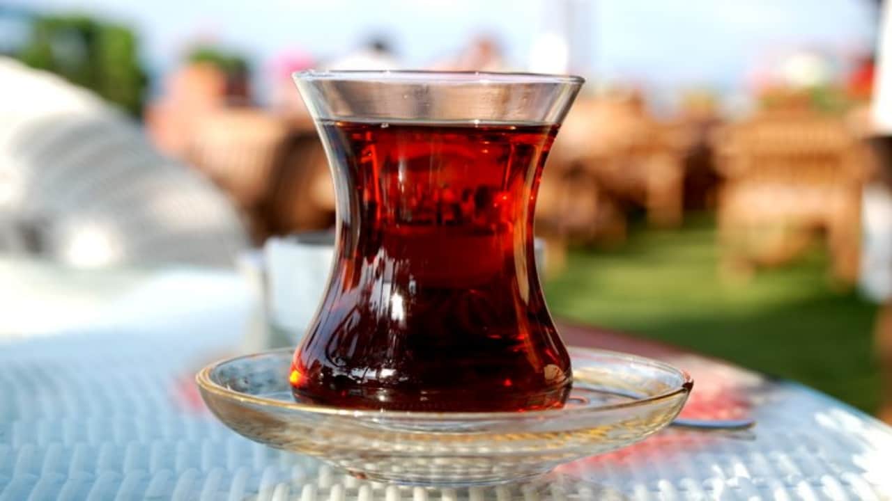 Foto - Bir skandal daha! 4 ünlü çay markasında boya çıktı