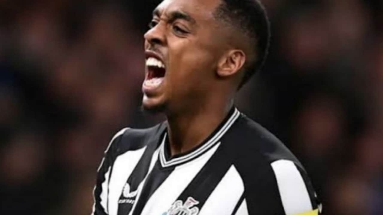 Biraz iniş biraz çıkış ama: Joe Willock'un eli kulağında: Kulübe rest çekti
