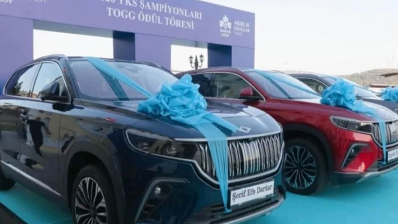 Birincilere sürpriz hediye: YKS şampiyonları TOGG'u kaptı! 