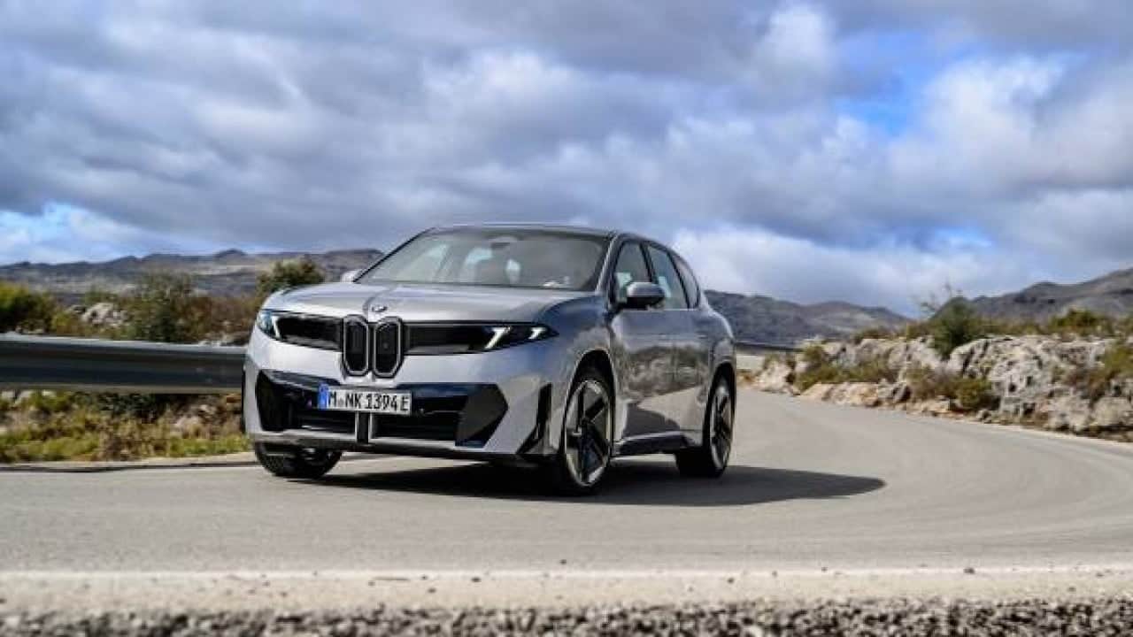 Foto - BMW iX3 tek şarjla 1.030 kilometreyi aştı
