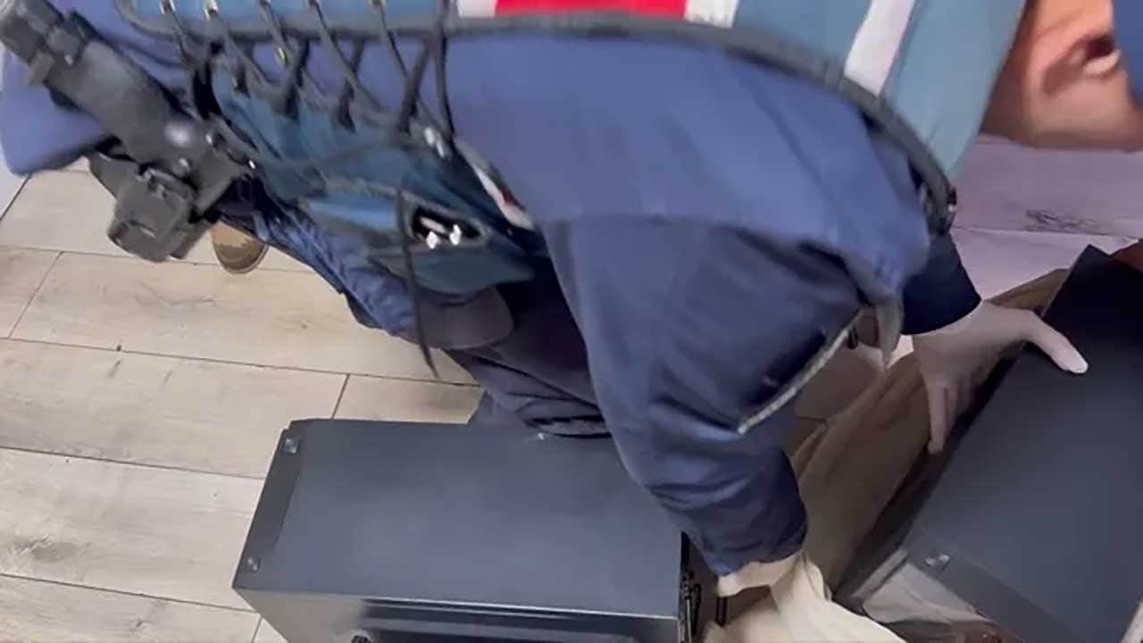 Foto - Bolu'da 24 milyonluk dev zimmet vurgunu deşifre oldu! Eski çadırları sıfır diye devlete satmışlar!