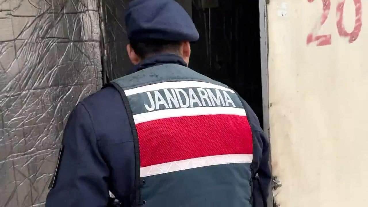 Foto - Bolu'da zimmet skandalı! Belediye kooperatifine yönelik operasyonda gözaltına alınan 6 şüpheli yarın adliyeye sevk ediliyor!