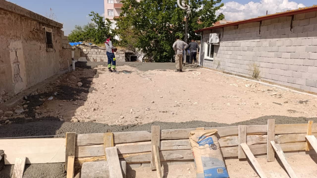 Foto - Bor Belediye Başkanından yatağa bağımlı vatandaşa anlamlı destek