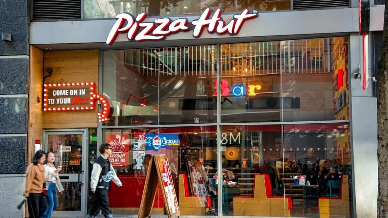 Foto - Boykot listesindeki ünlü pizzacı belasını buldu! 2,7 milyar dolarlık devirle komple el değiştirdi