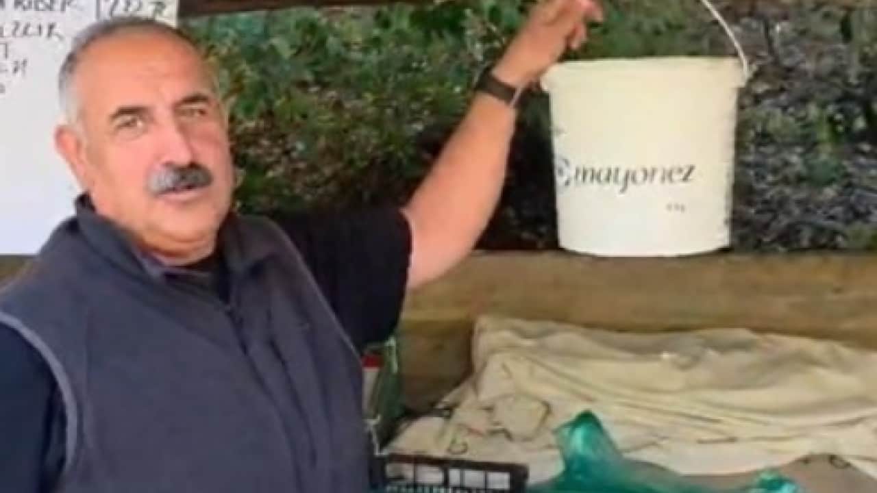 Foto - Böyle satıcısız pazara az rastlanır: Kendin doldur kendin tart!