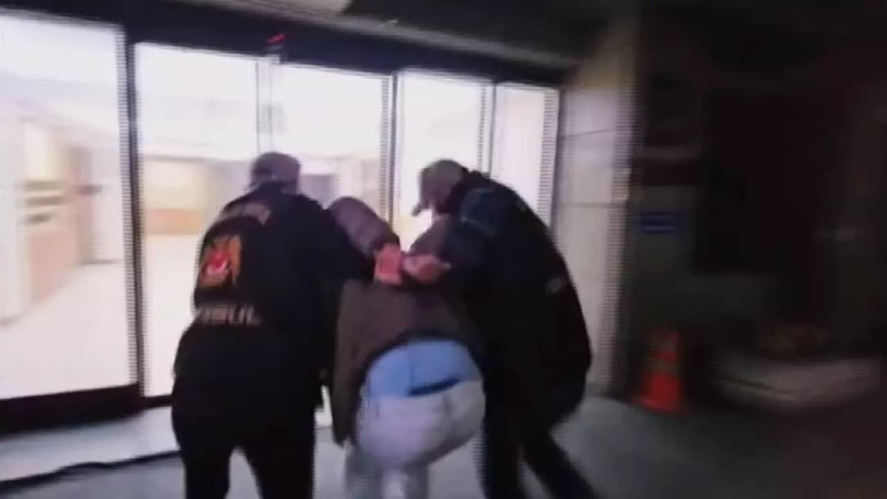 Foto - Boynuna tasma takıp Beyoğlu’nda sokak sokak gezdirmişti! O manyaklar için istenen ceza belli oldu