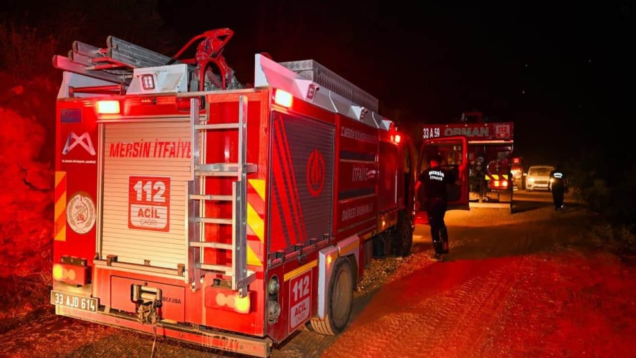 Foto - Bozyazı’daki yangın söndürüldü Sabaha kadar alevlerle savaştılar