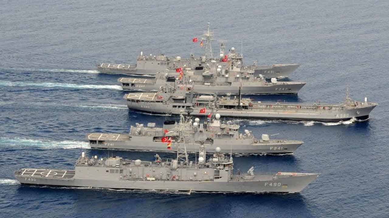 Foto - Brandon Weichert'tan tarihi itiraf: Türkiye peynir ekmek gibi gemi üretiyor, kendimize uzun vadede sorun oluşturduk