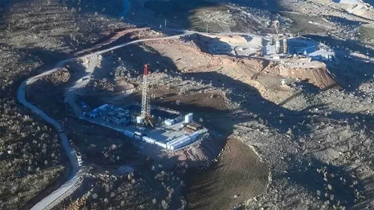 Foto - Brent petrolde 100 dolar barajı yıkıldı! Orta Doğu’daki kriz petrolü uçurdu, yeni hedef 120 dolar!