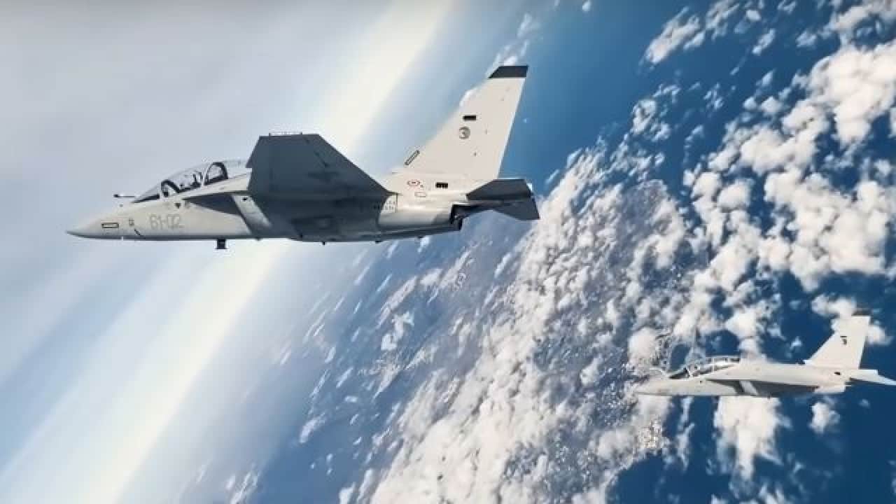 Foto - Bu güzel bir gelişme değil: Baykar'ın ortağı Türkiye'den önce topa girdi! Hürjet yerine o uçağı alacaklar