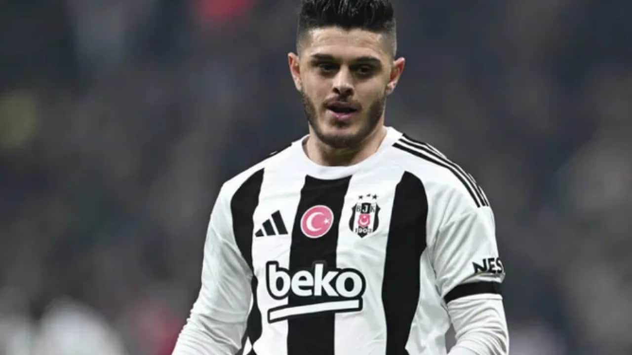 Bu işin sonu geldi artık Milot Rashica! Sen Beşiktaş Kulübü'nden büyük değilsin...