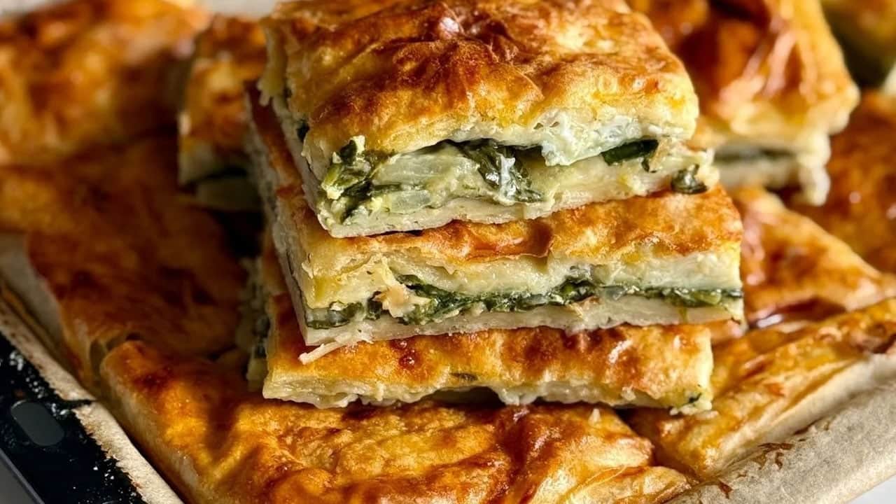 Foto - Bugün ne pişirsem? Ispanaklı kol böreği tarifi ve püf noktası: Pişirirken muhteşem lezzetini 10 kat artırıyor