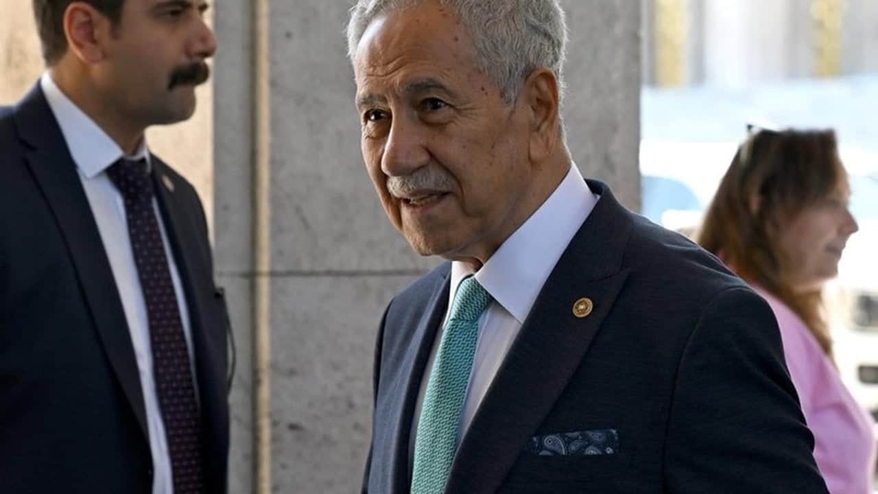Foto - Bülent Arınç, yine kafayı çıkardı: Eğer bunlar gerçekleşmezse seçimler kaybedilir