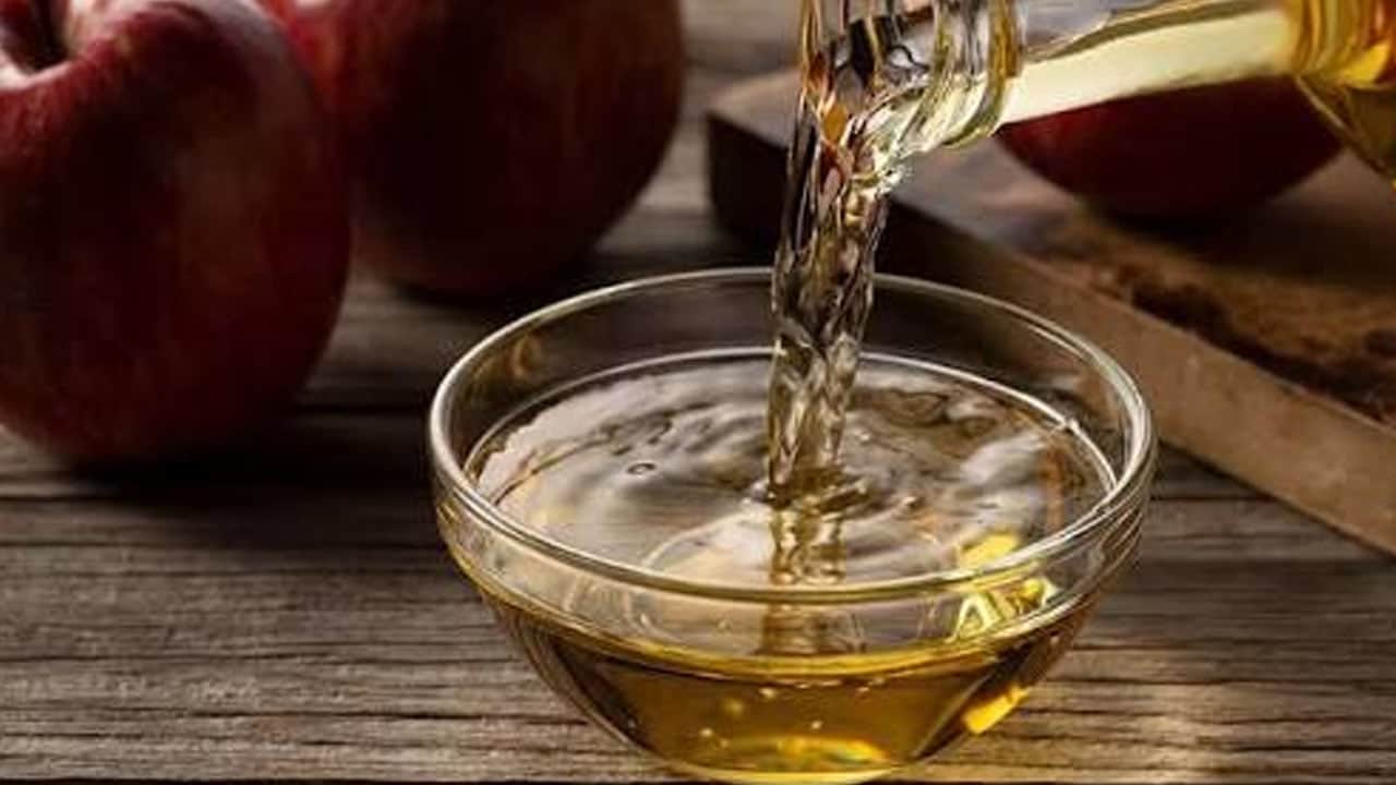 Foto - Karbonat ve elma ile ayak - koltuk altı kokusuna doğal çözüm: Anında yok ediyor! Kurtaracak altın önlemler!