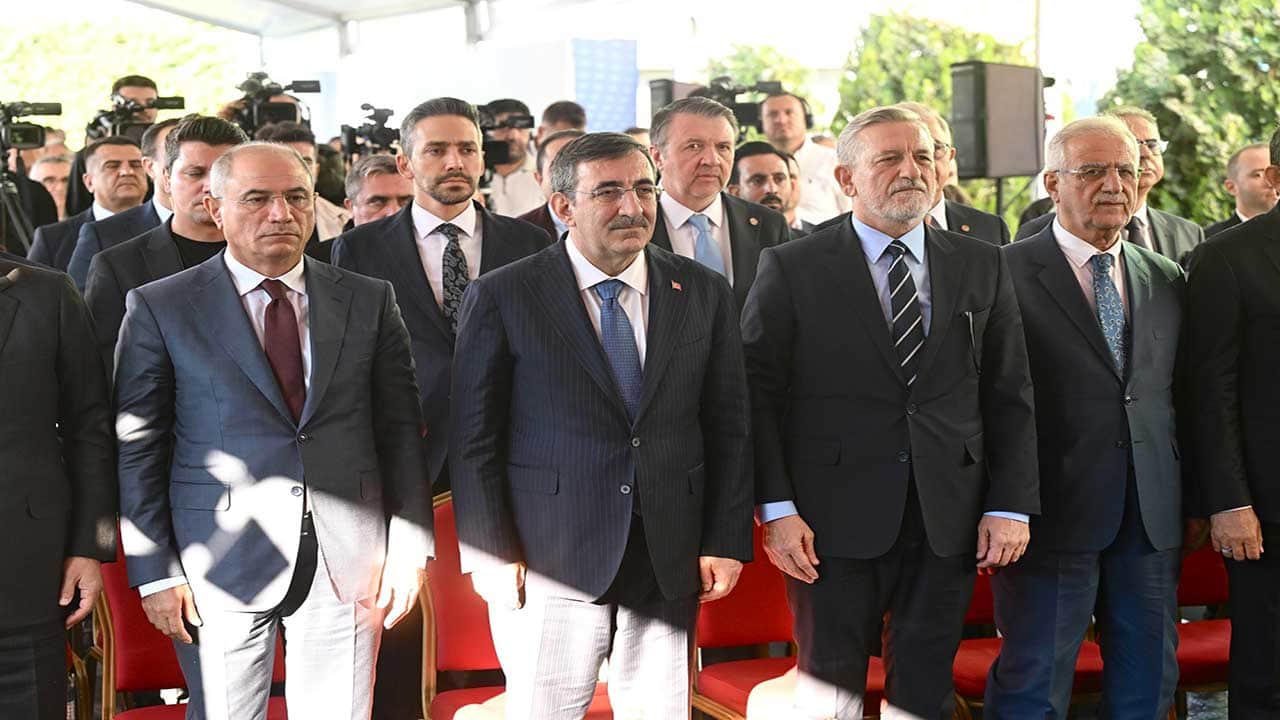 Foto - Bursa'da dev hamle! TEKNOSAB'da 210 milyon dolarlık Lojistik Park'ın temeli atıldı!