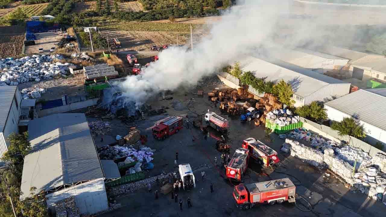 Bursa’da hurda deposunda korkutan yangın