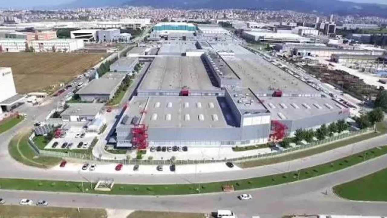 Foto - Çalışanlar zorunlu izne çıkarılacak! Dev otomotiv şirketi üretime ara veriyor