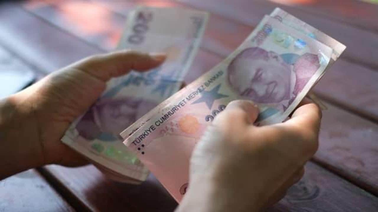 Foto - Çalışanları mutlu edecek haber: O şartı sağlayanlar çift maaş alacak