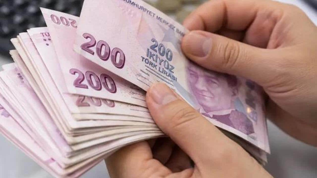 Foto - Çalışanları mutlu edecek haber: O şartı sağlayanlar çift maaş alacak