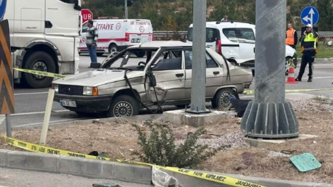 Foto - Çanakkale'de feci kaza: Ölü ve yaralılar var!