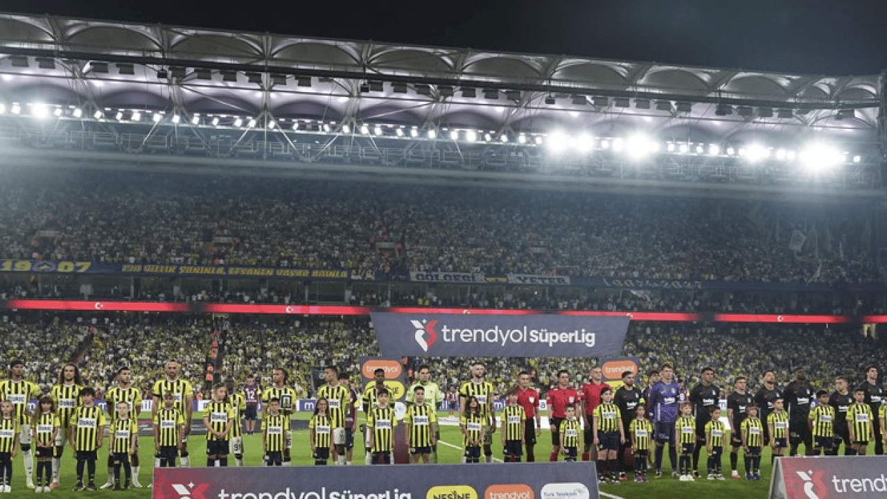 Foto - Canlı yayında öyle ağır ifadeler kullandı ki... 'İrfan Can jübilesini yaptı' Fenerbahçeliler şaştı kaldı!