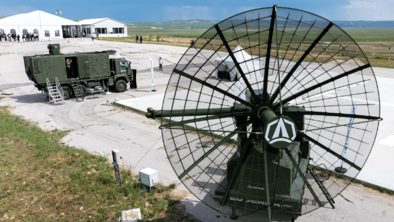 Foto - Çelik Kubbe’nin stratejik sistemi olacak! DRONEDEF’te tam isabet