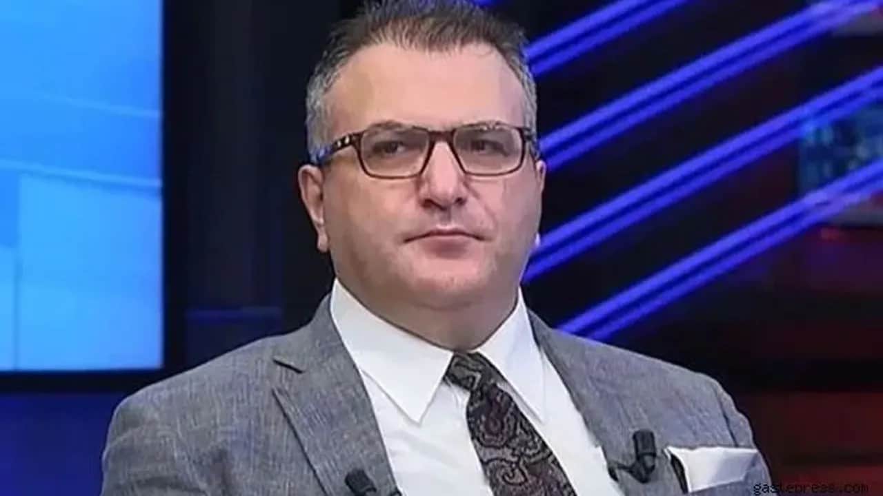 Foto - Cem Küçük Türkiye gündemini sarsacak gelişmeyi duyurdu: 2 bin kişi sessiz sedasız oraya geçti