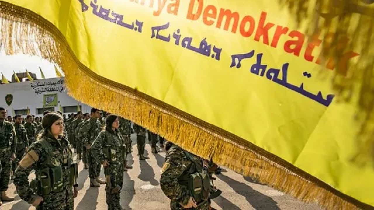 Foto - Cem Küçük Türkiye gündemini sarsacak gelişmeyi duyurdu: 2 bin kişi sessiz sedasız oraya geçti