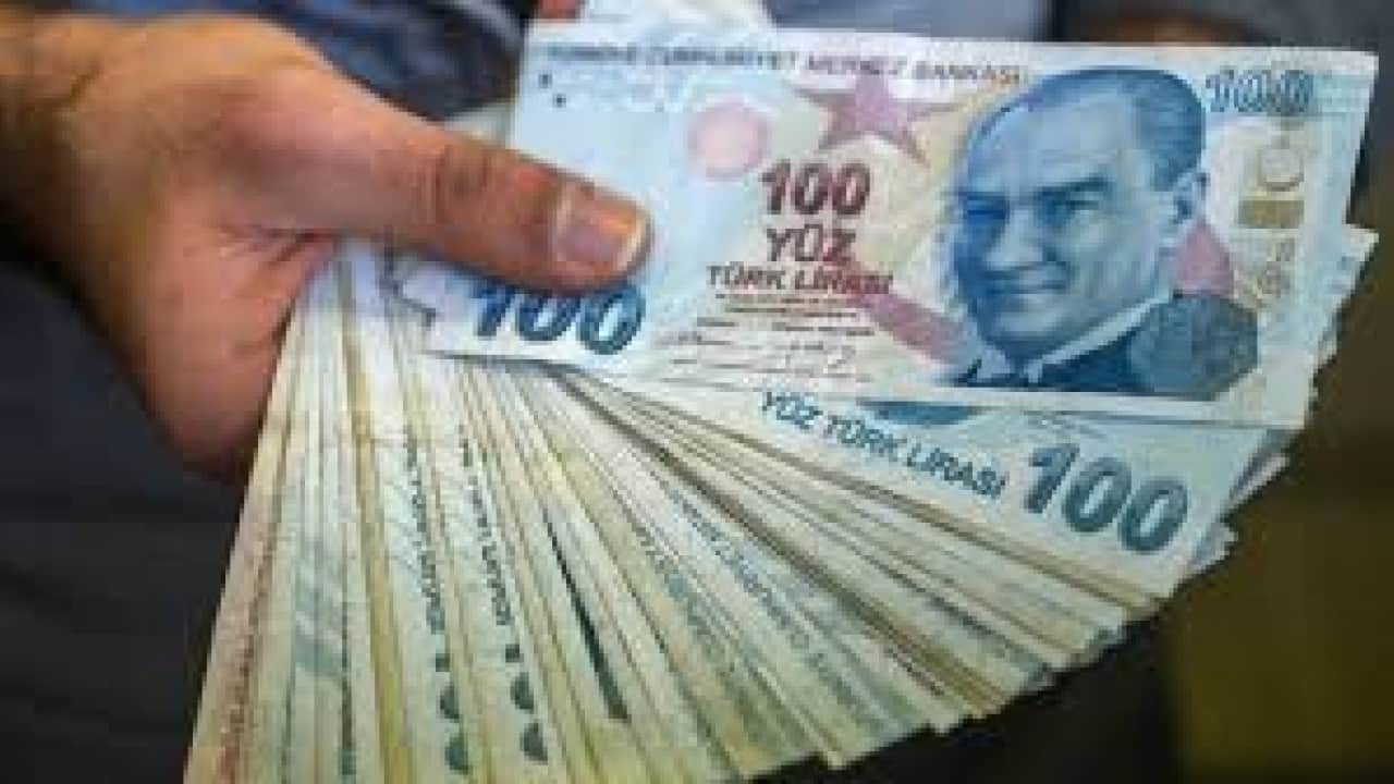 Foto - Cem Küçük yeni asgari ücreti açıkladı
