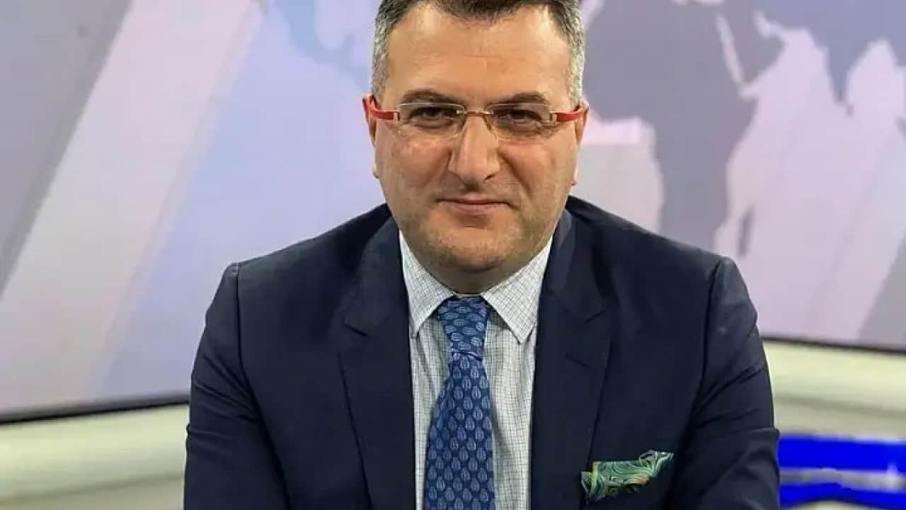 Foto - Cem Küçük'le ilgili gündemi sarsan iddia: O isimlerin şikayeti sonrası gözaltına alınmış